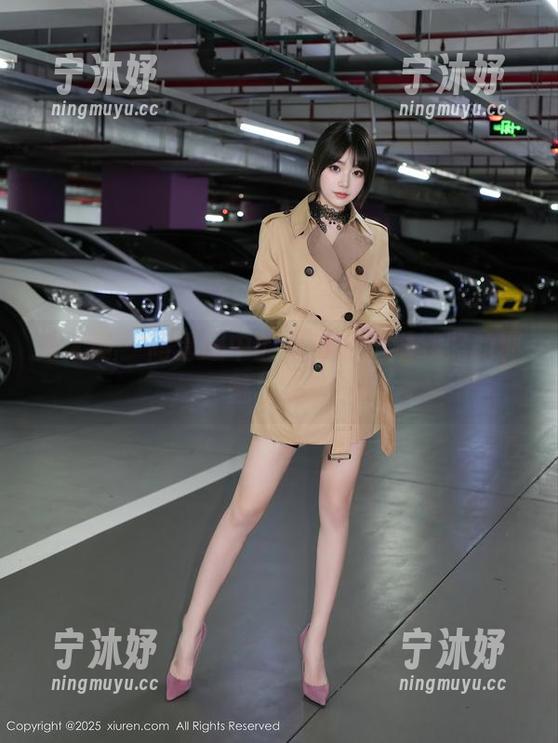 秀人网 - 高清眼中的尹甜甜：婚纱照的邪魅与甜蜜
