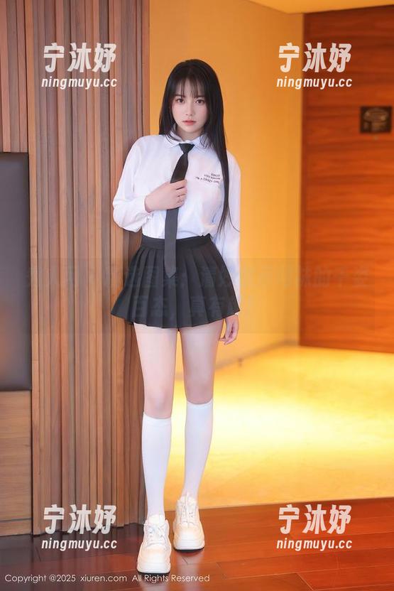 秀人网-清妙 秀人网 - 精选图集:清妙展示网袜的千姿百态,真有趣!
