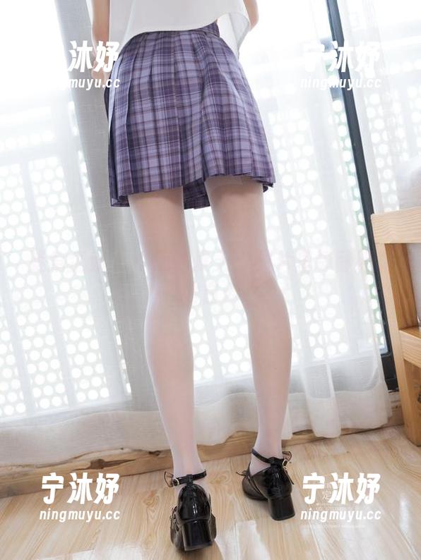 紧急企划-小恩 紧急企划 - 小恩的夏天:图片里静静躺着的白云