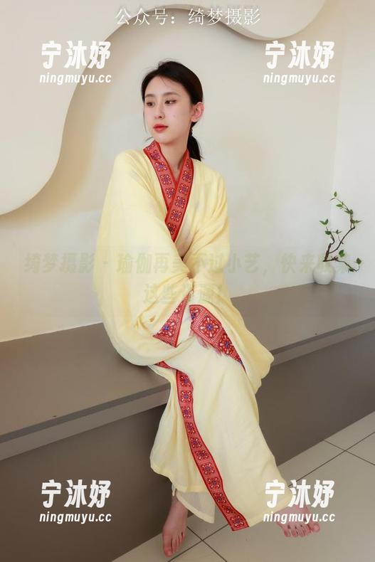 绮梦摄影-小艺 绮梦摄影 - 瑜伽再美不过小艺,快来收集这些资源!