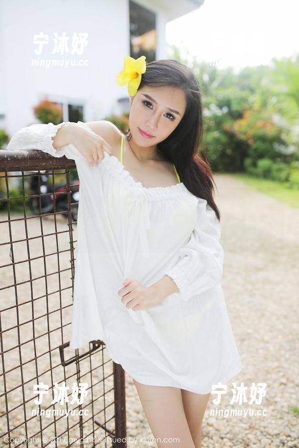 美媛馆-唐琪儿 美媛馆 - 唐琪儿这组连衣裙合集,目光不自觉地停在那了。