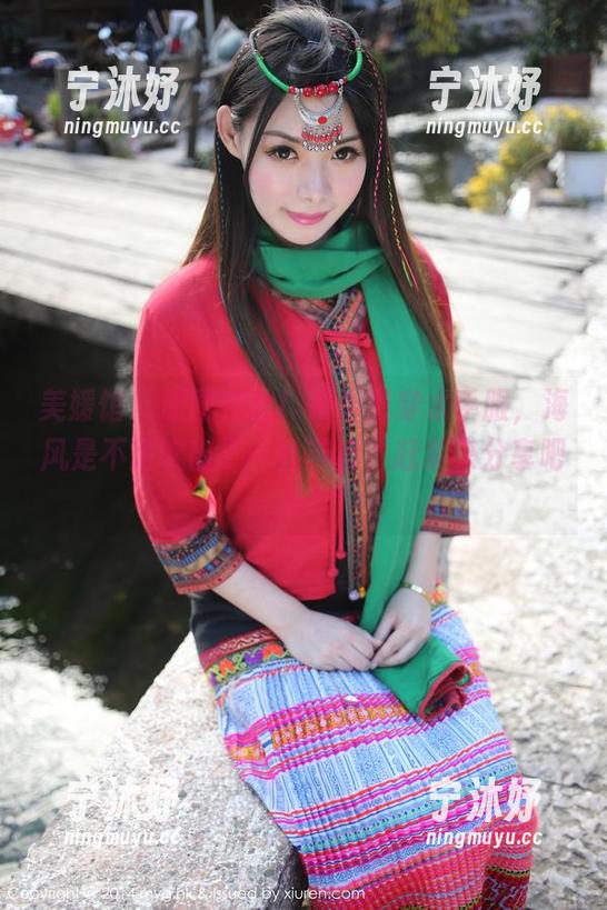 美媛馆 - 原图在此！黄乐然穿水手服，海风是不是吹出了一丝苏麻？赶紧来分享吧！