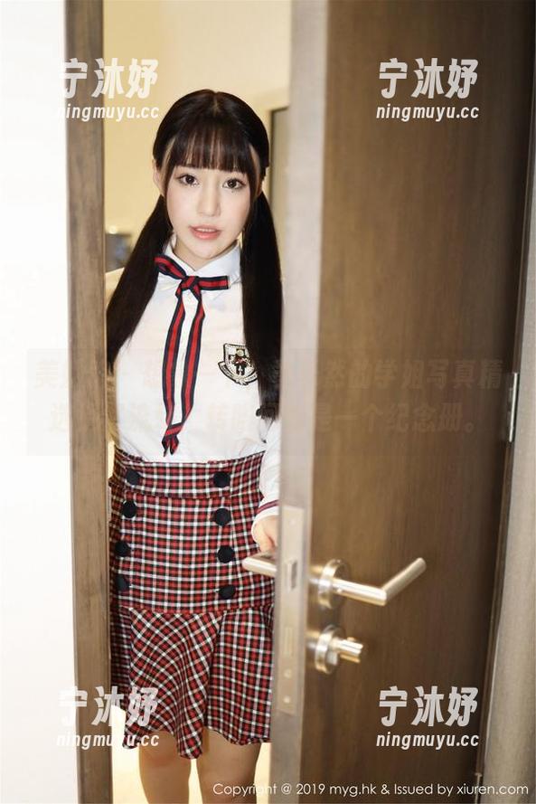 美媛馆-黄乐然 美媛馆 - 想象一下,黄乐然的学姐写真精选悄然流转,转眼间便是一个纪念册。