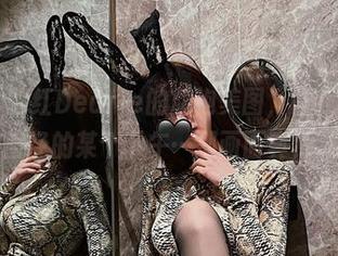 微密圈 – 脸红Dearie的旗袍美图，让我突然想起曾经的某个下午…那画面真棒。