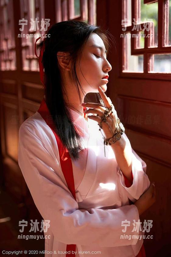 蜜桃社-小魔女lily 蜜桃社 - 短裙来了!小魔女lily的作品集偷偷更新,不看会后悔哦!