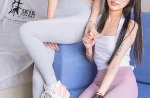 袜啵啵 – 小甜豆的板鞋新姿势，最新套图等你来翻牌！