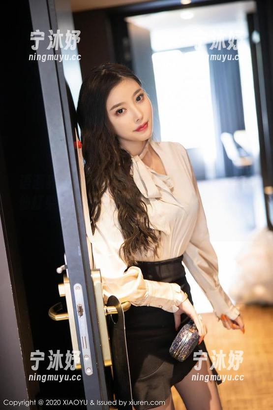语画界-楚恬Olivia 语画界 - 楚恬Olivia的JK摄影:原图神仙打架,精选作品里的那种慵懒气息,锁住了我的视线。