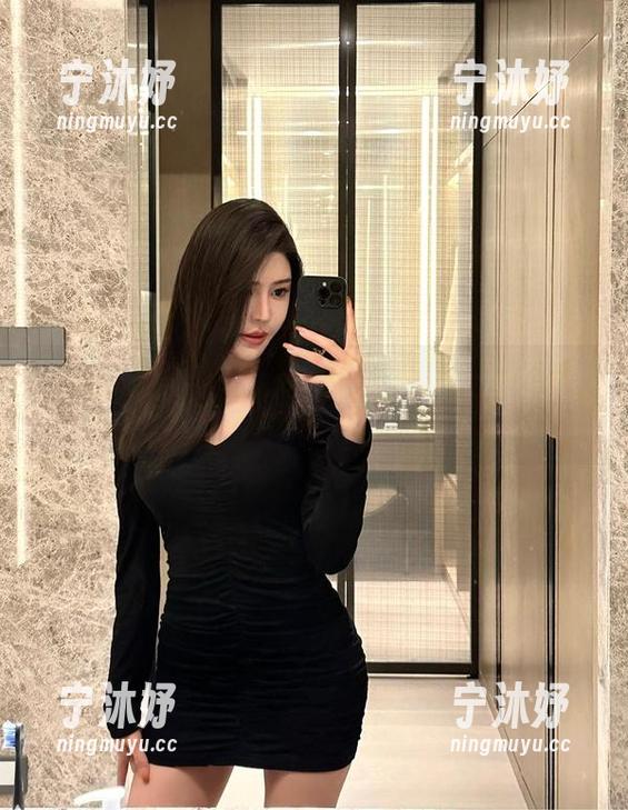 金希儿 微密圈 - 她的2022,金希儿套图里有你们想象不到的静谧。