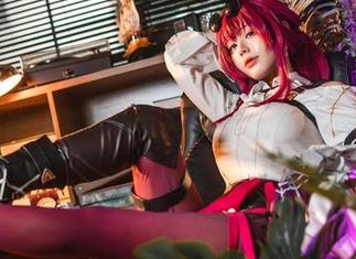 美到不行的定制写真，阿九从不咕咕让纳西妲变得更“绝”