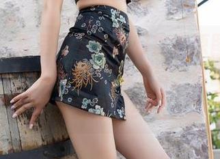 魅妍社 – 教室不是她的归宿？原图见证了陈嘉嘉Tiffany的思绪流转，谁能想到课堂也能那么纠结。