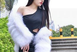 魔镜街拍 – 每次看到艾小青的旗袍街拍图包，我都在想，资源能再多点吗？真心觉得不够！